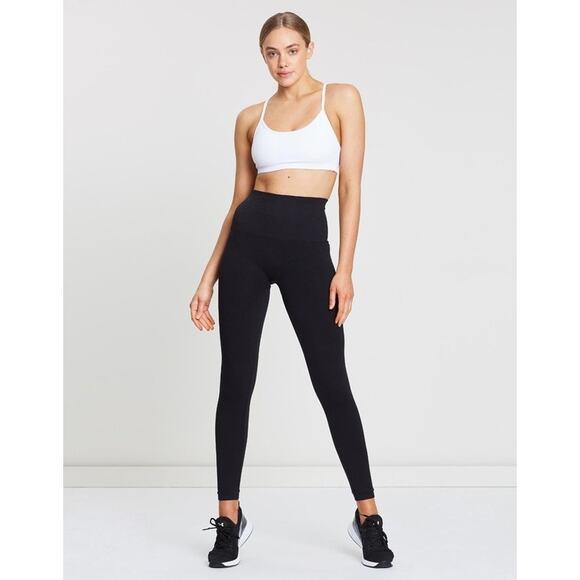 SPANX Women's Medium Black Look At Me Now Leggings Yoga Workout Athleisure H25-5 - Picture 1 of 9